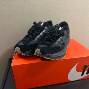 Nike Sacai Vaporwaffle Black and Gim Men’s Sz 13